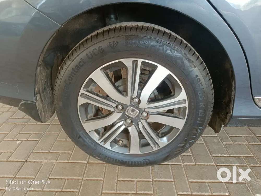 Ind. Buyers Please - 4yr Honda Amaze Automatic For Sale