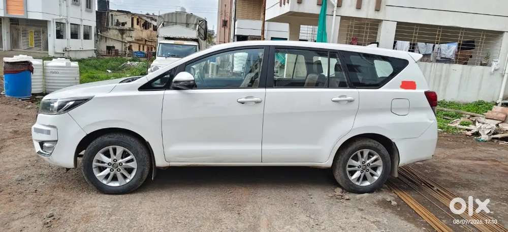 Toyota Innova Crysta 2019