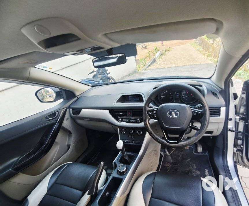 Tata Nexon 1.2 Revotron Xm Plus (s), 2018