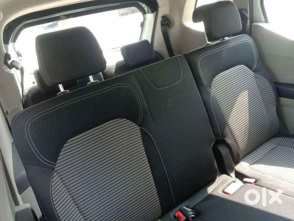 Renault Triber 1.0 Rxz Amt Dual Tone, 2021, Petrol