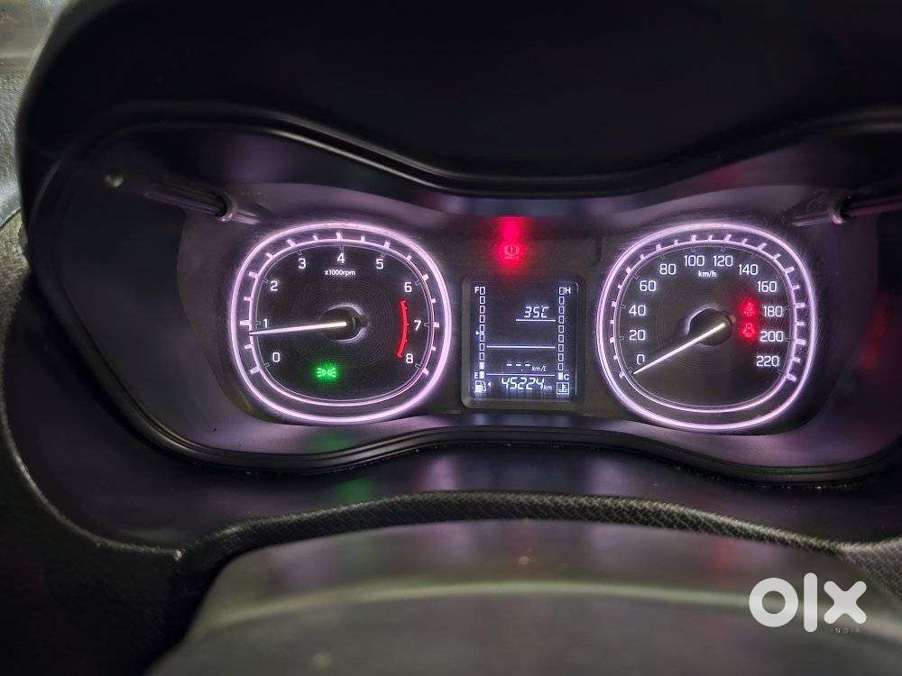 Maruti Suzuki Brezza 1.5 Zxi Plus Smart Hybrid, 2021, Petrol