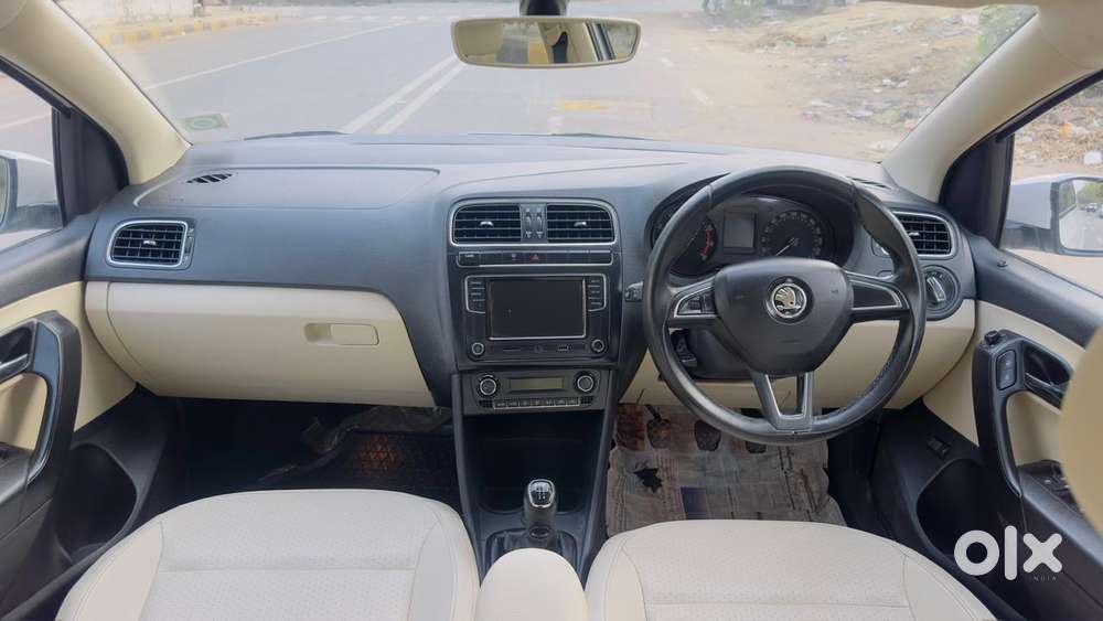 Skoda Rapid 2013-2016 1.6 Mpi Elegance Black Package, 2017, Petrol