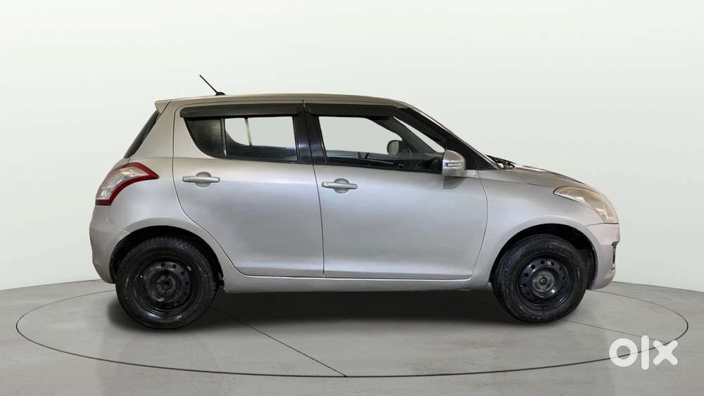 Maruti Suzuki Swift Vxi, 2016, Petrol