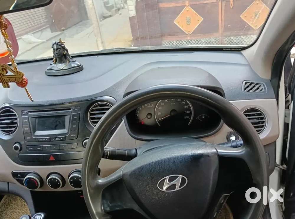 I 10 Grand Sports Push Button Start
