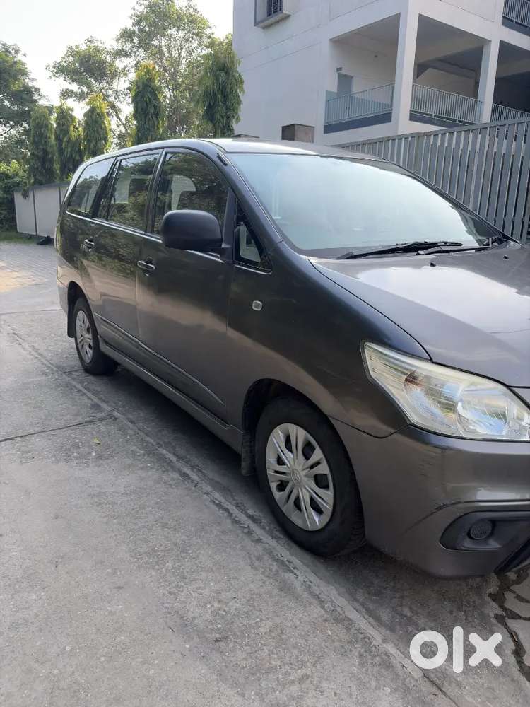 Toyota Innova Diesel 2014