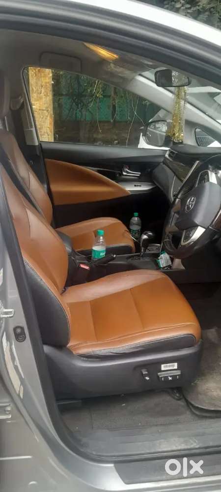 Innova Crysta Z Auto