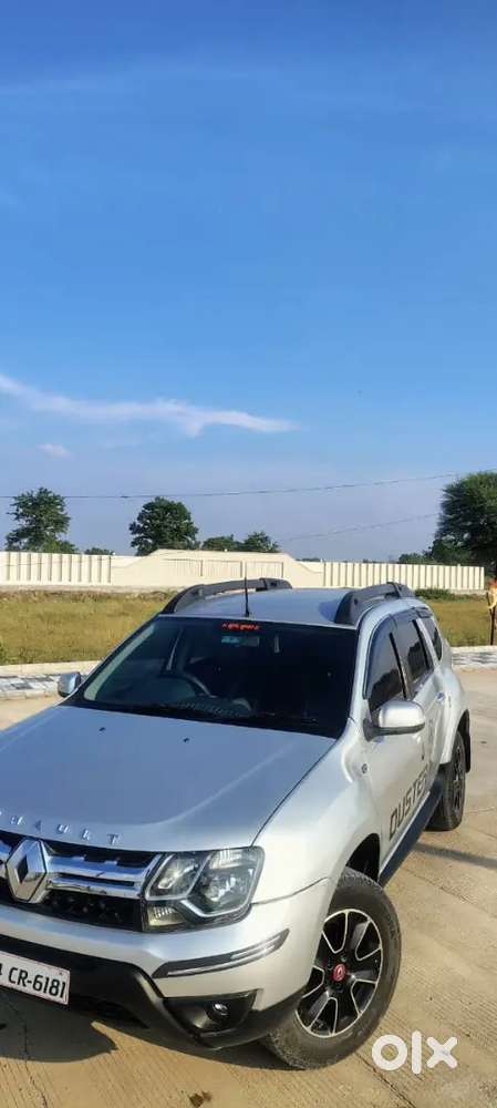 अच्छी कंडीशन में डस्टर कर सेल करना है