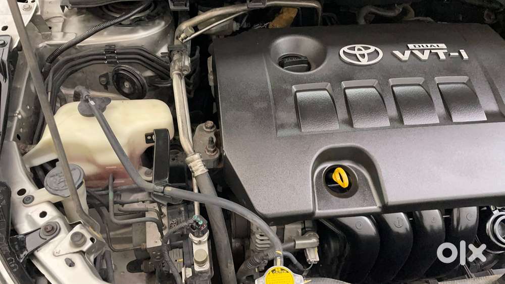 Toyota Corolla Altis G At, 2015, Petrol
