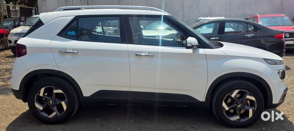 Hyundai Venue Sx (o) Mt 1.5 Diesel, 2021, Diesel