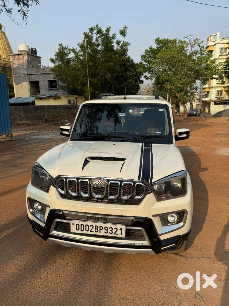 Mahindra Scorpio S11 2021