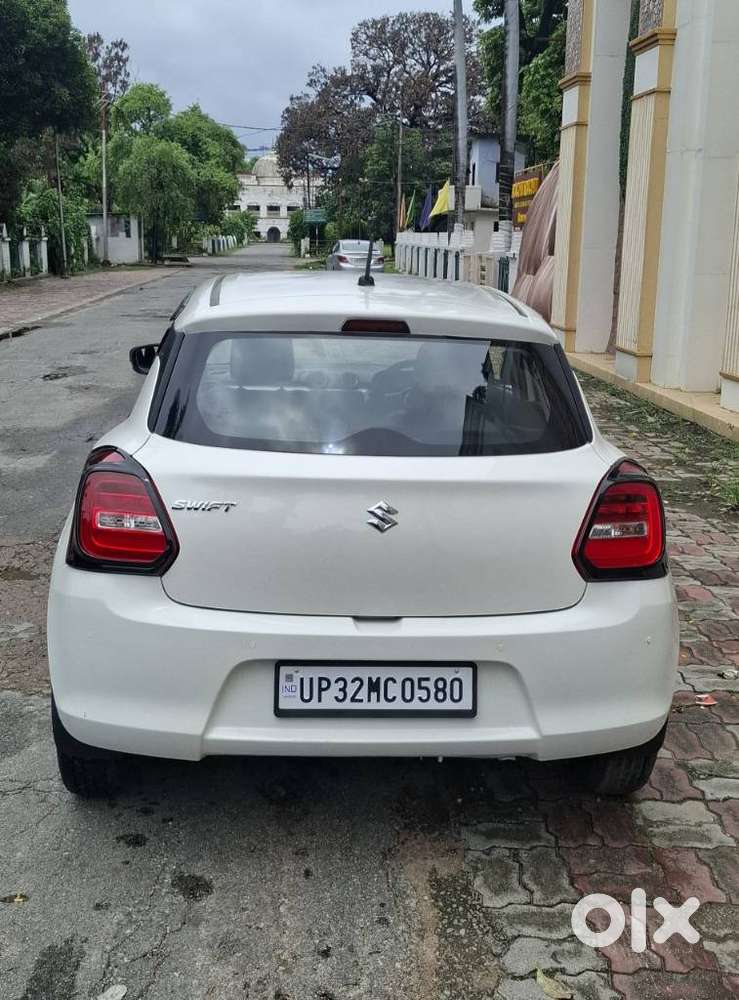 Maruti Suzuki Swift Vxi Optional, 2021, Petrol