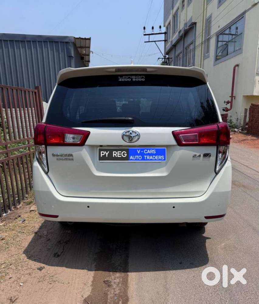 Toyota Innova Crysta 2.4 V 8 Str, 2021, Diesel