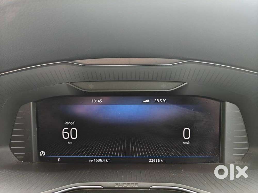 Skoda Superb 2.0 L&k Tsi At, 2024, Petrol