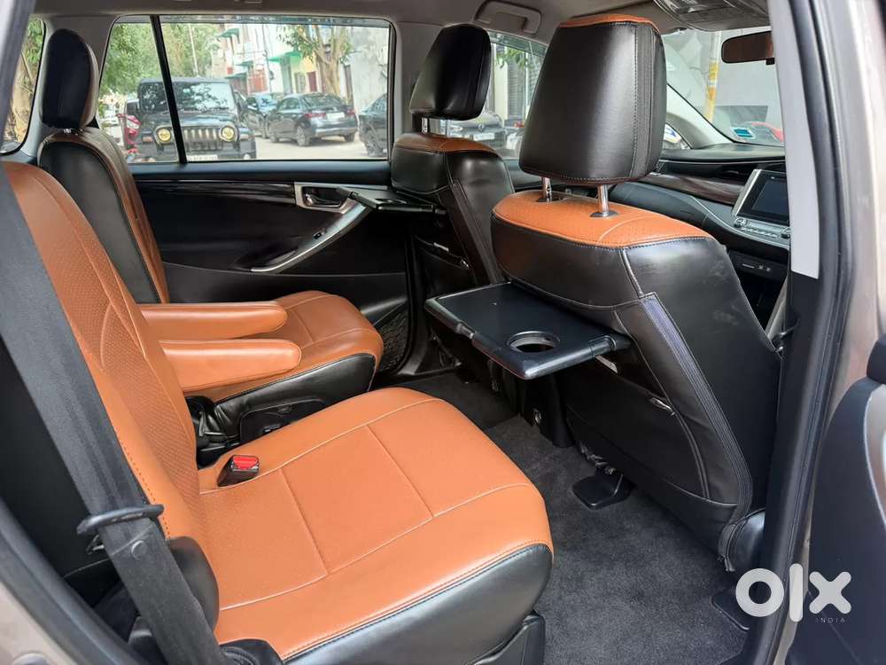 Toyota Innova Crysta 2.4 V 7 Str, 2018, Diesel
