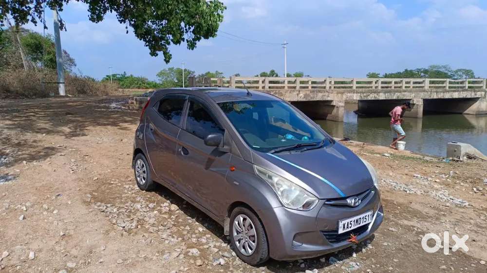 Hyundai Eon Magna + 2012 Km Driven