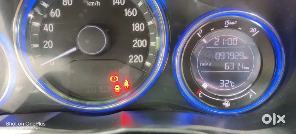 Honda City Petrol 2014 Sunroof..vx...top Good Condition