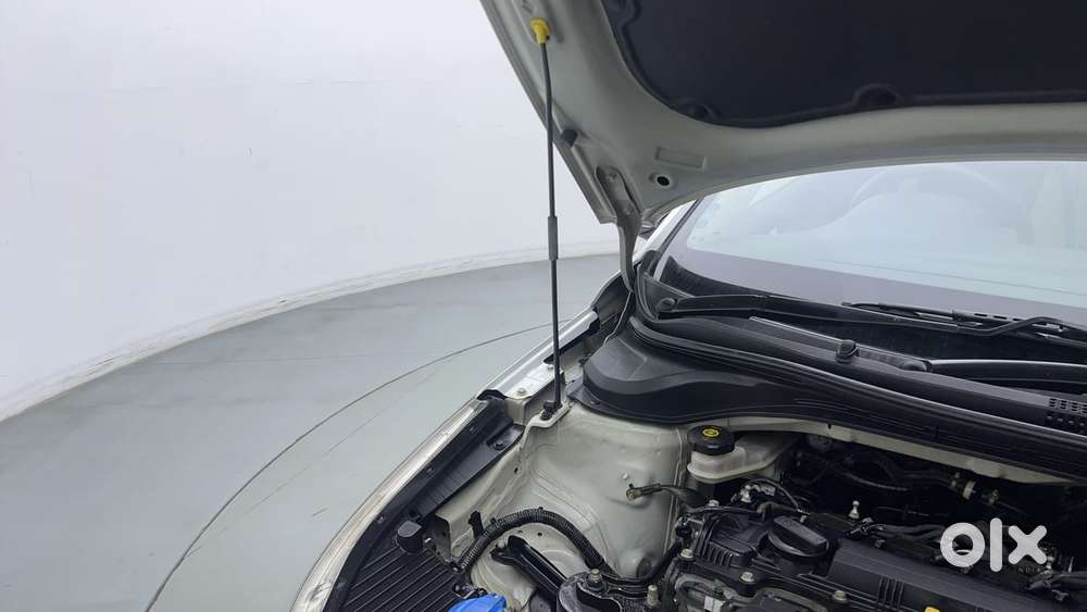 Hyundai Verna 1.5 Sx Ivt, 2022, Petrol