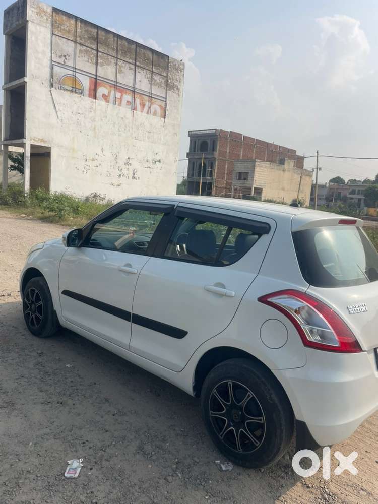 Maruti Swift Petrol Manual 2012