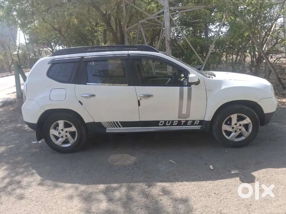 Renault Duster 2014 Modal
