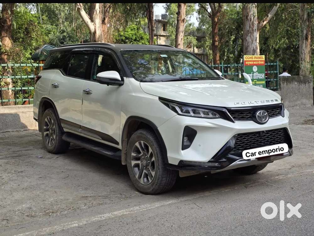 Toyota Fortuner Legender, 2022, Diesel