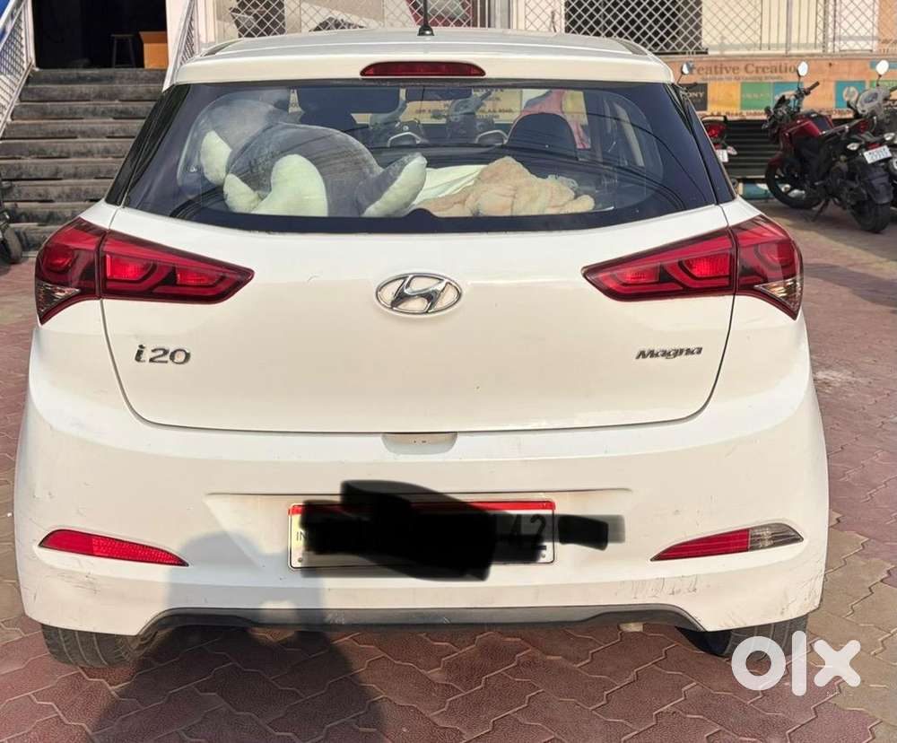 Hyundai I20 2016 Diesel Well Maintained Single Hand Driven