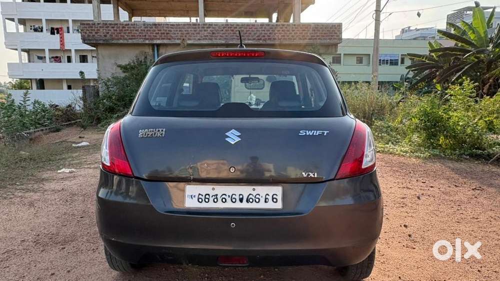 Maruti Suzuki Swift 2016 Vxi Petrol , Dark Grey ,well