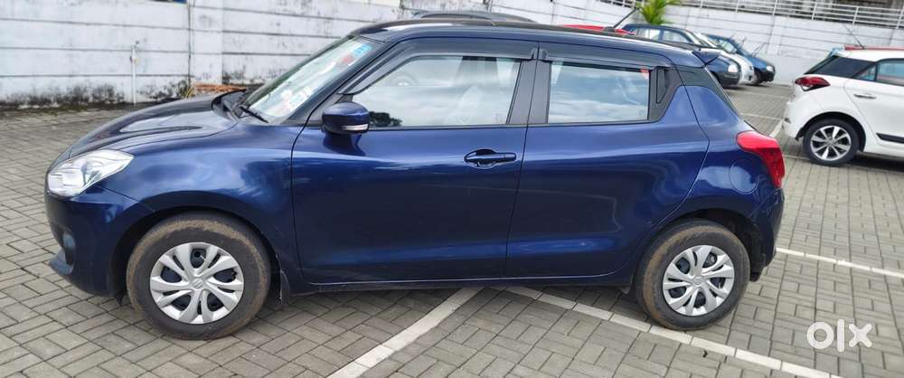 Maruti Suzuki Swift Vxi + Manual, 2023, Petrol