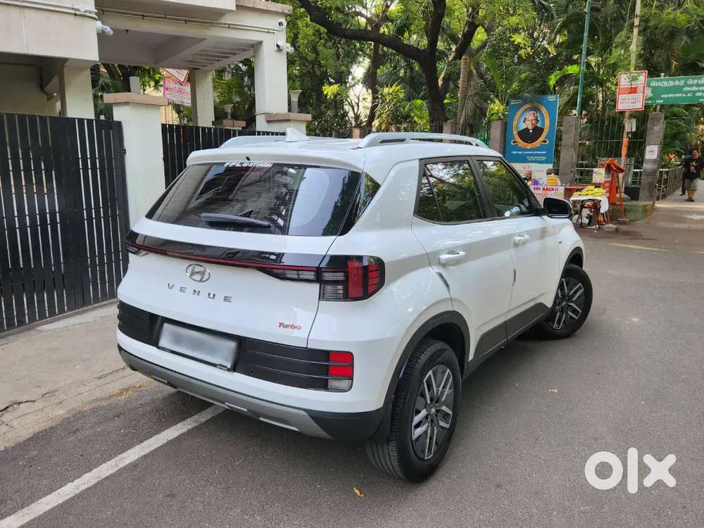 Hyundai Venue 1.0 S(o) Turbo Dct, Petrol, 2025