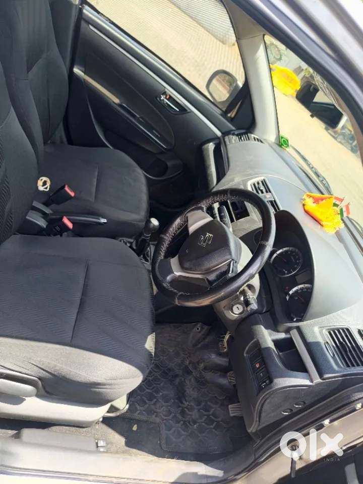 Maruti Suzuki Swift Vxi, 2013, Petrol