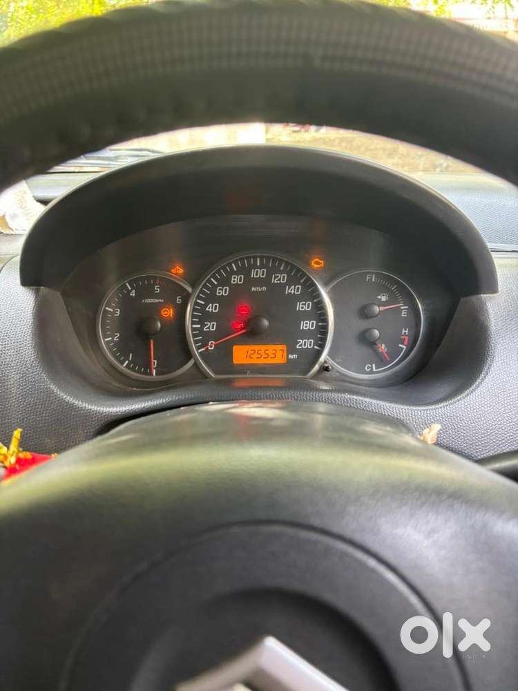 Maruti Suzuki Swift 2011 Diesel 125500 Km Driven