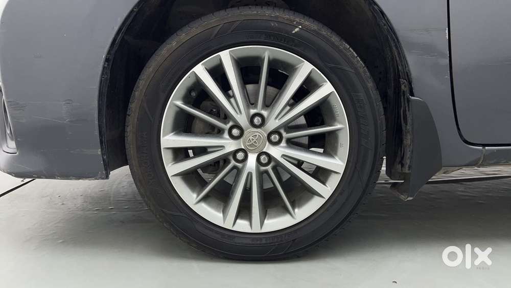 Toyota Corolla Altis 1.8 Gl, 2015, Petrol