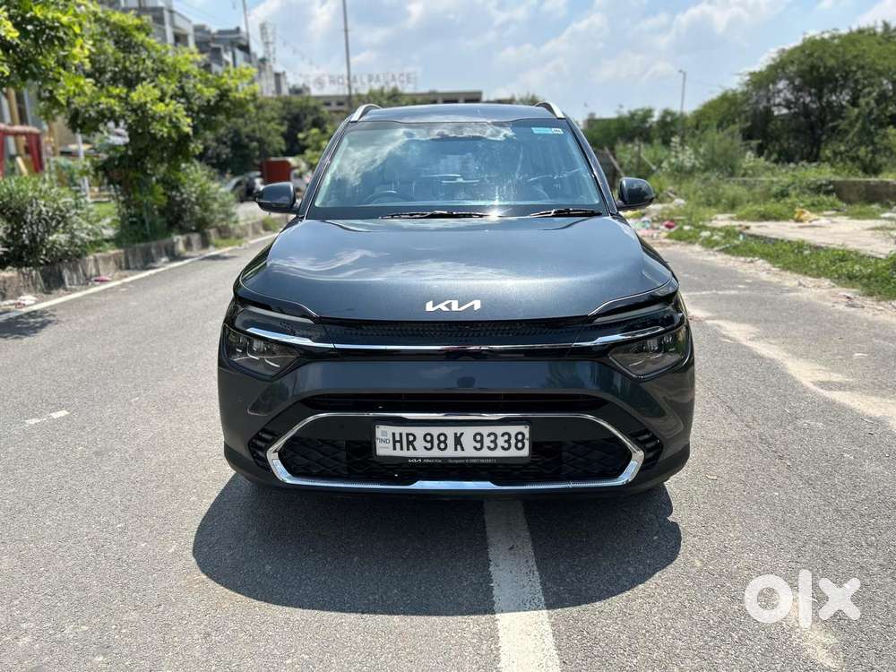 Kia Carens Luxury 1.5 Diesel Imt 7 Str, 2023, Petrol
