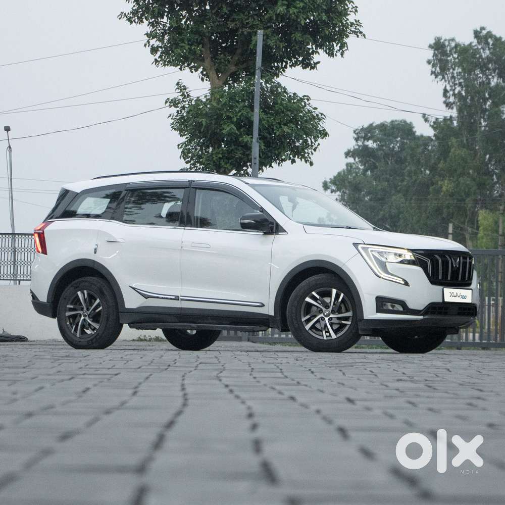 Mahindra Xuv700 2.2 Ax 5 Diesel At Str, 2022, Diesel