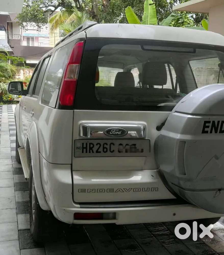 Ford Endeavour Diesel 2014