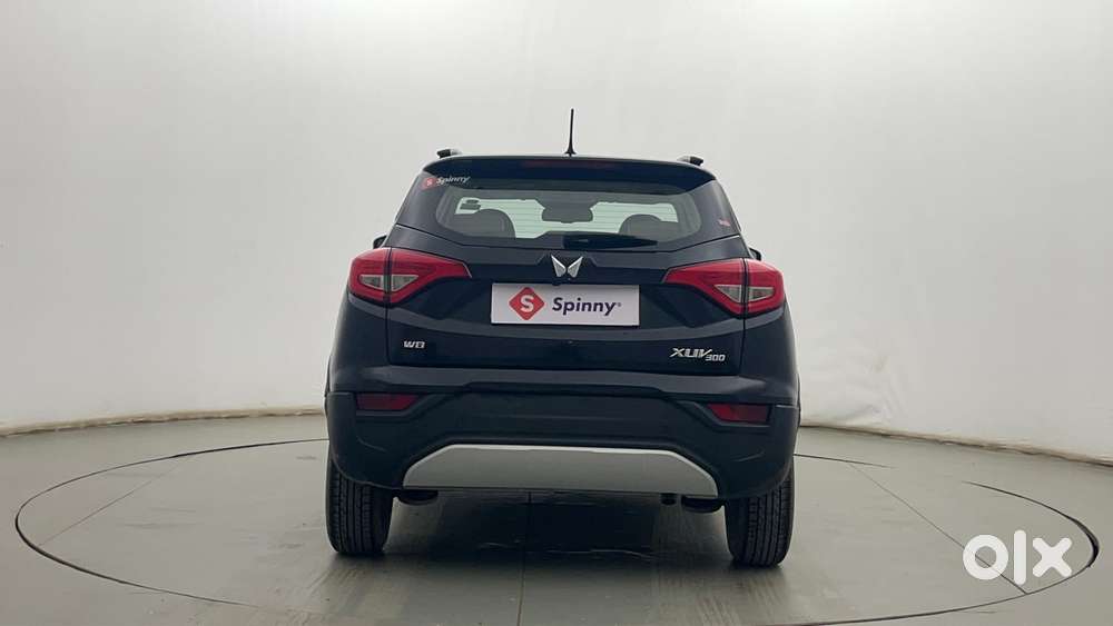 Mahindra Xuv300 W8 Option, 2022, Petrol