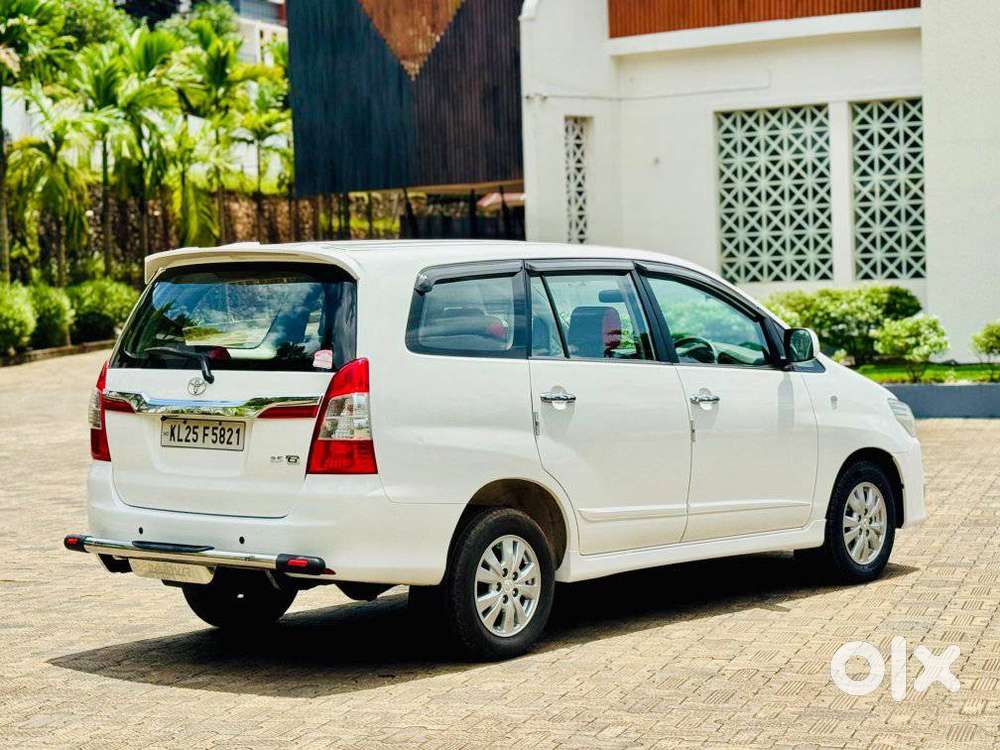 Toyota Innova 2.5 Gx (diesel) 8 Seater, 2014, Diesel