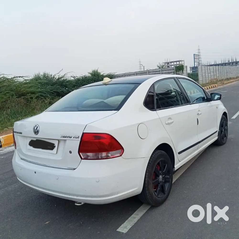 Volkswagen Vento 1.6 Tdi Highline Diesel  2011  Excellent Condition
