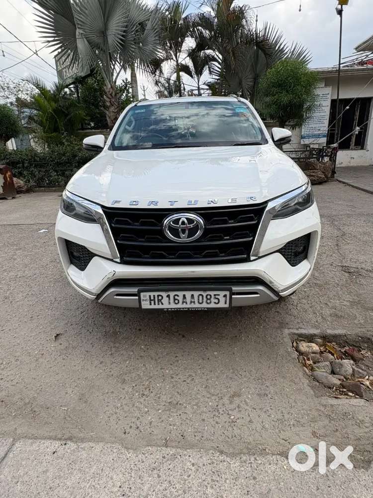 Toyota Fortuner  2022 Diesel 105000 Km Driven
