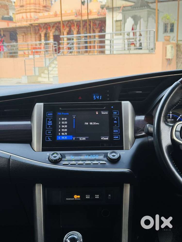 Toyota Innova Crysta 2.4 Z 7 Str, 2016, Diesel