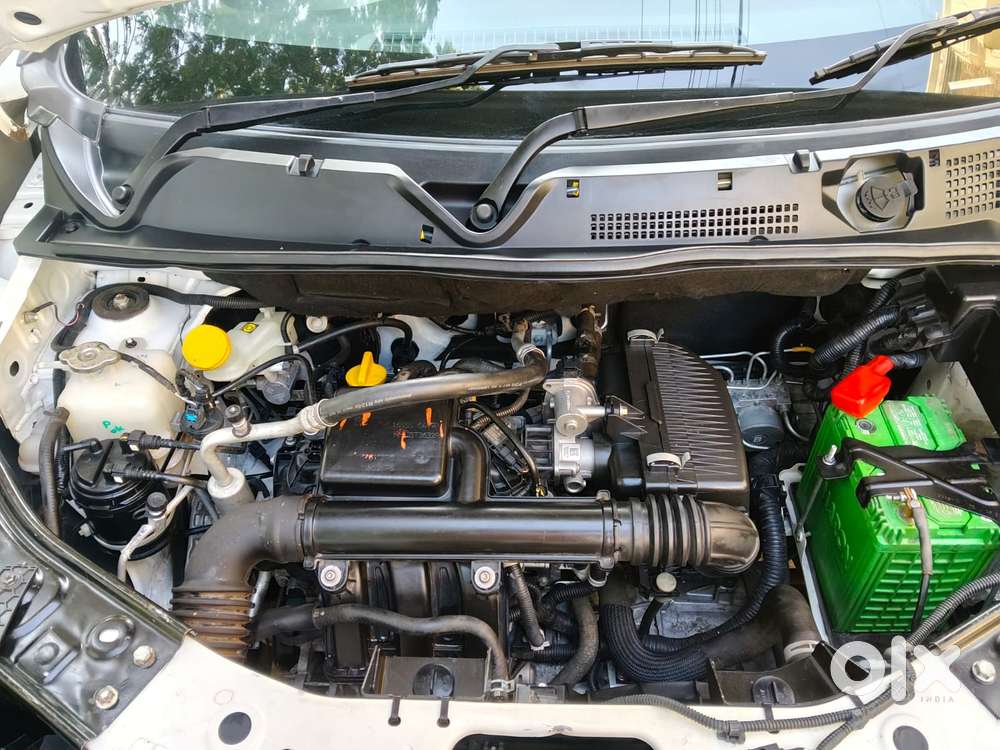 Nissan Magnite 1.0 Xv, 2024, Petrol