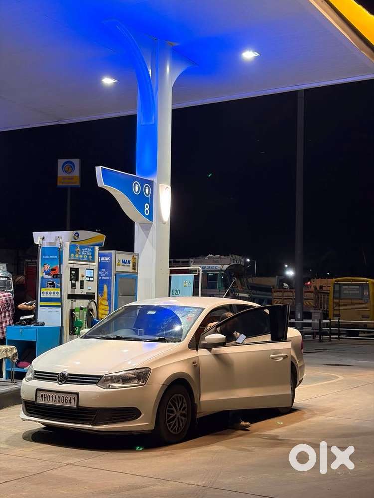 Volkswagen Vento 1.6 Petrol Manual 2011