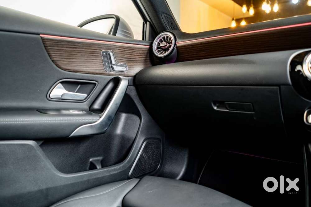 Mercedes-benz A-class Limousine 1.3 A 200, 2024, Petrol