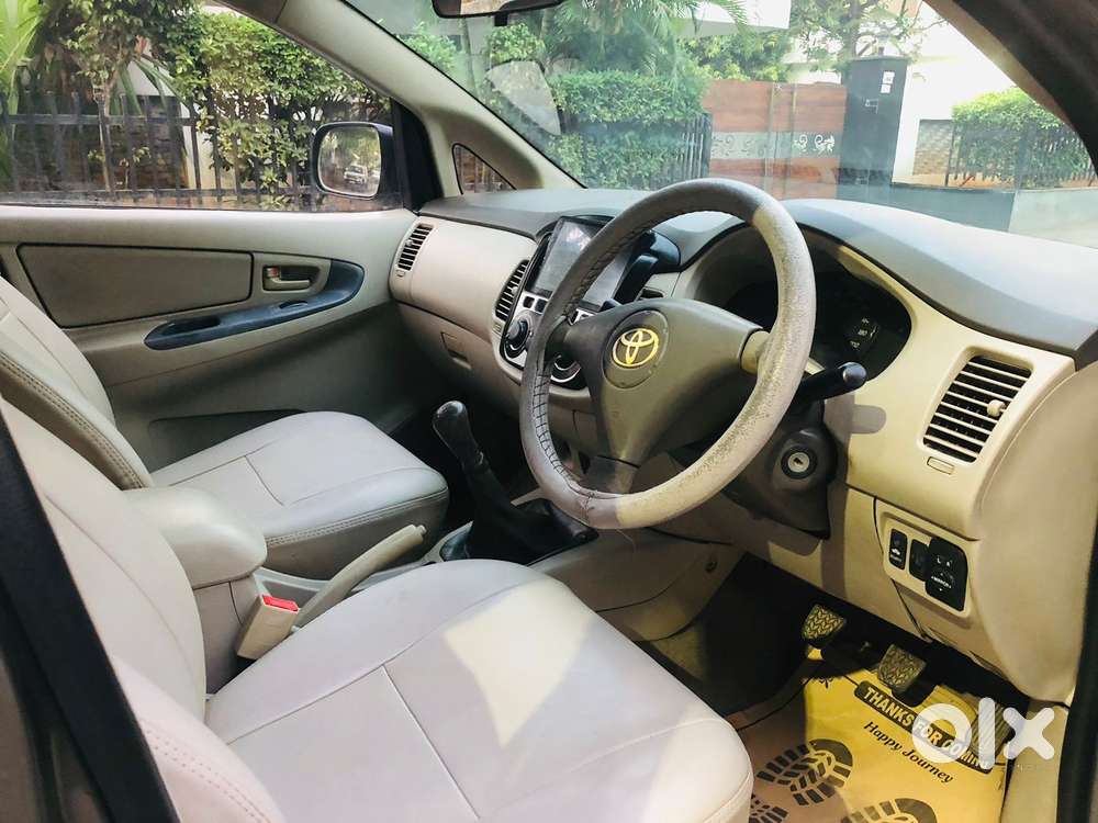 Toyota Innova 2012-2013 2.5 E Diesel Ms 8-seater, 2012, Diesel