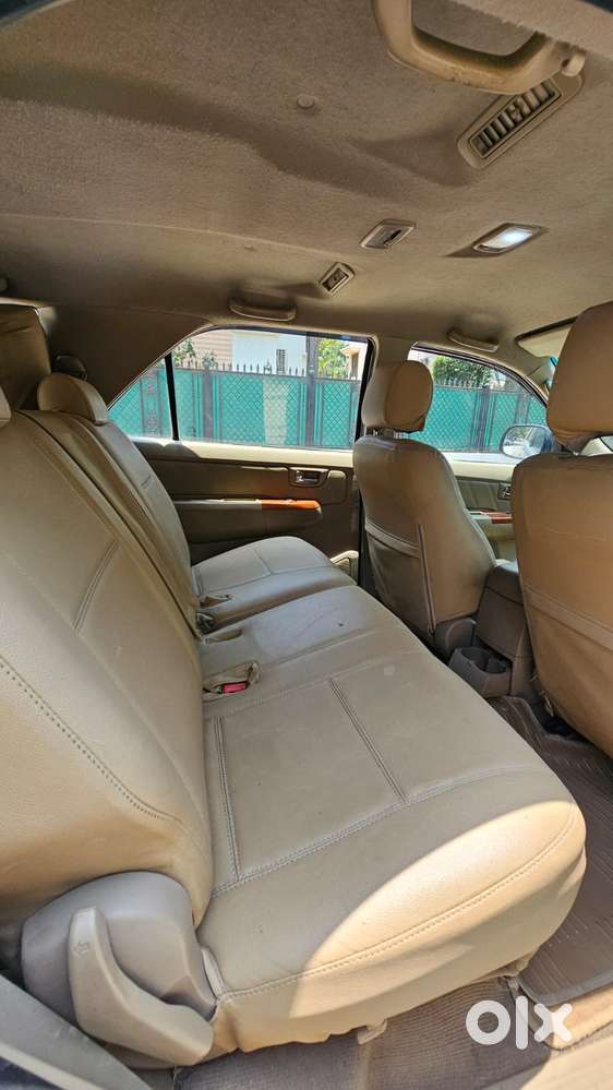 Toyota Fortuner 3.0 4x4 Manual, 2011, Diesel