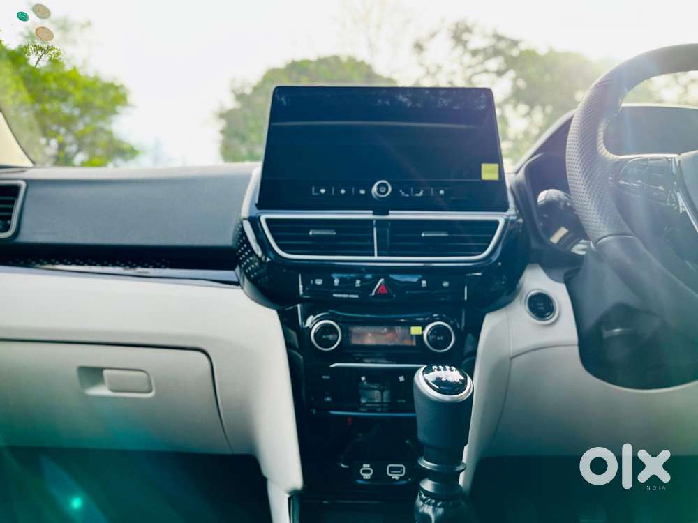 Mahindra Xuv 3xo Ax5 Pm Mt, 2026, Petrol