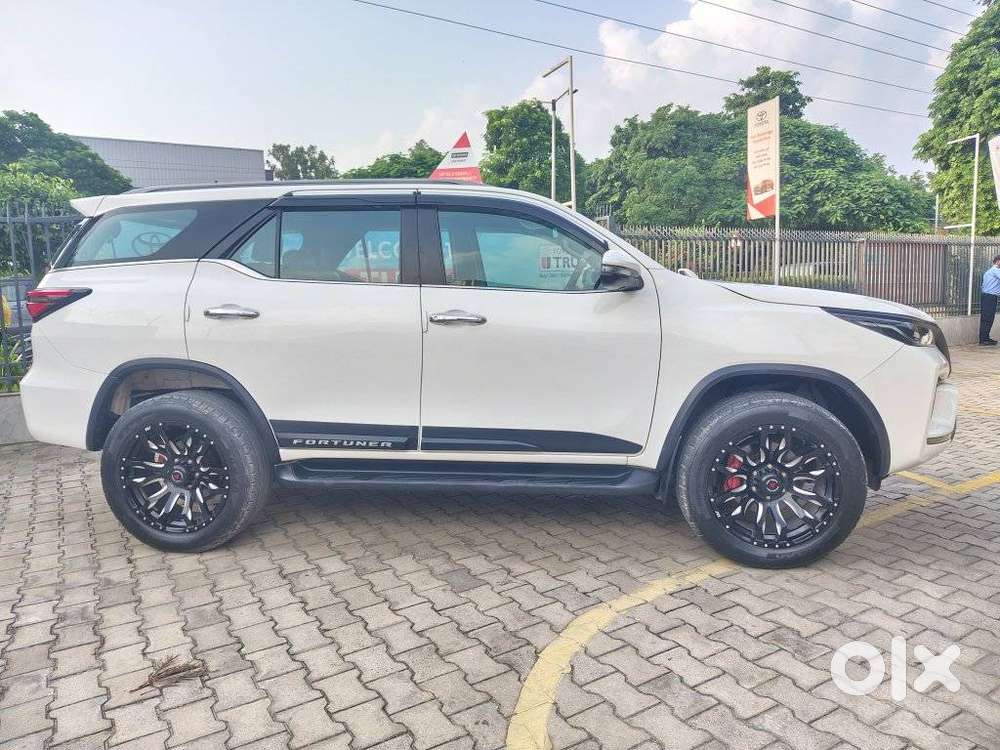 Toyota Fortuner 4x4 Mt 2.8 Diesel, 2021, Diesel