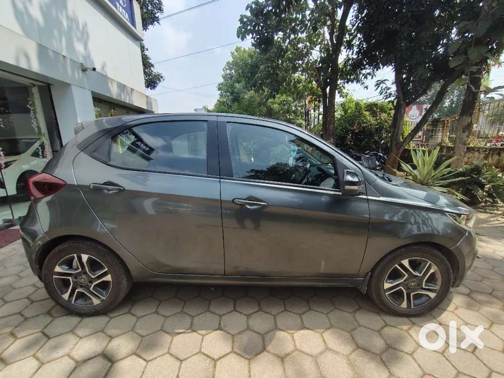 Tata Tiago Xza Plus, 2021, Petrol