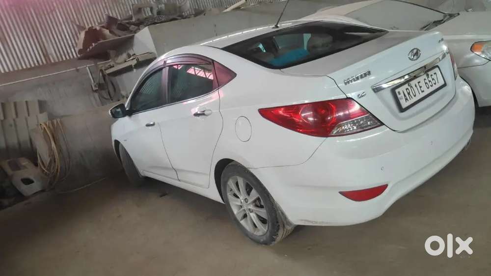 Hyundai Verna 1.6 Sx 2012