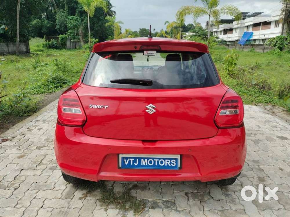 Maruti Suzuki Swift Amt Zxi, 2018, Petrol