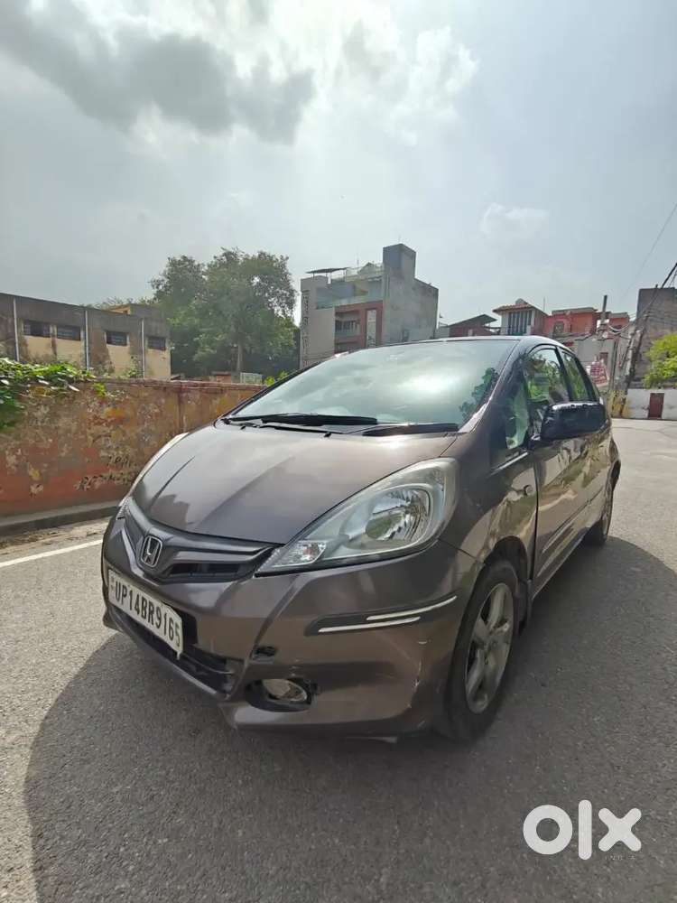 Honda Jazz 1.2 Zx 2012 पेट्रोल ऑटोमैटिक